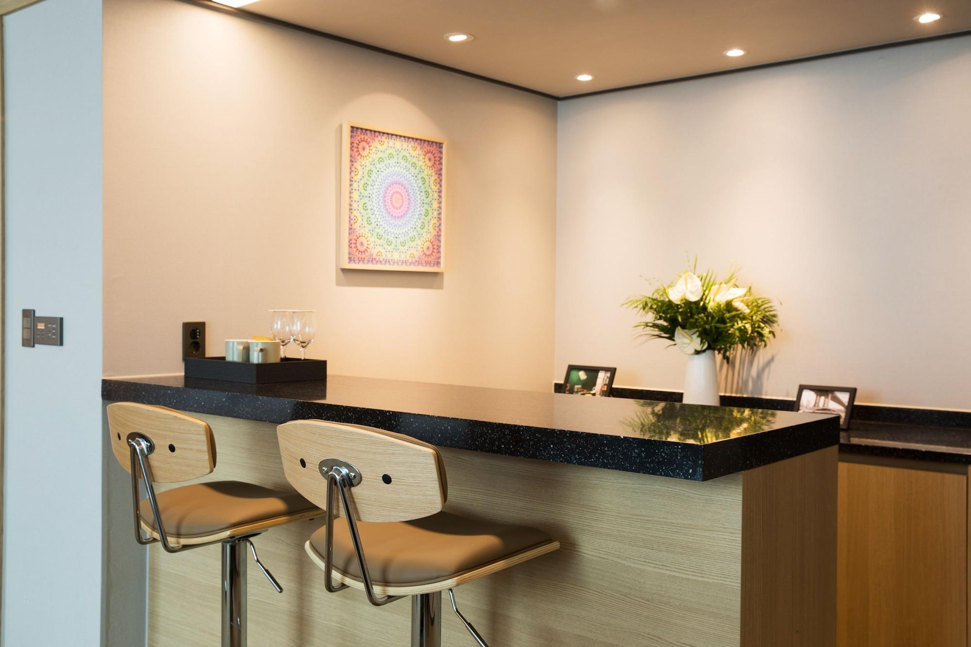 Orakai Cheonggyesan Hotel, BW Premier Collection Σεούλ Εξωτερικό φωτογραφία